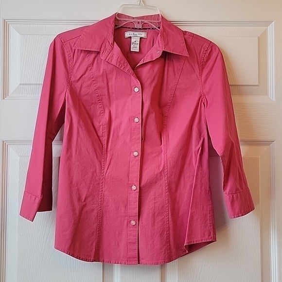 G.H. Bass & Co. Tops - GH Bass and Co Blouse Medium Cotton Spandex